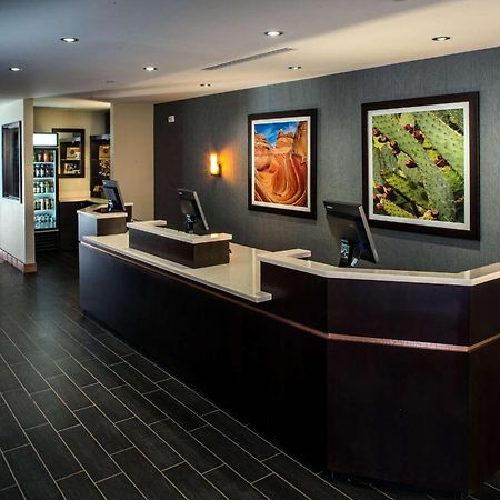 Doubletree By Hilton Phoenix- Tempe Exterior photo